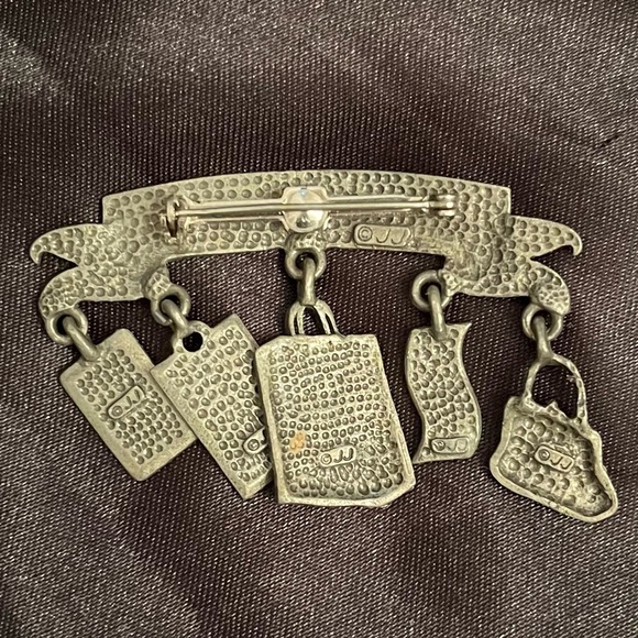 Born To Shop Brooch Stamped by
JJ Jonet - Picture 2 of 2